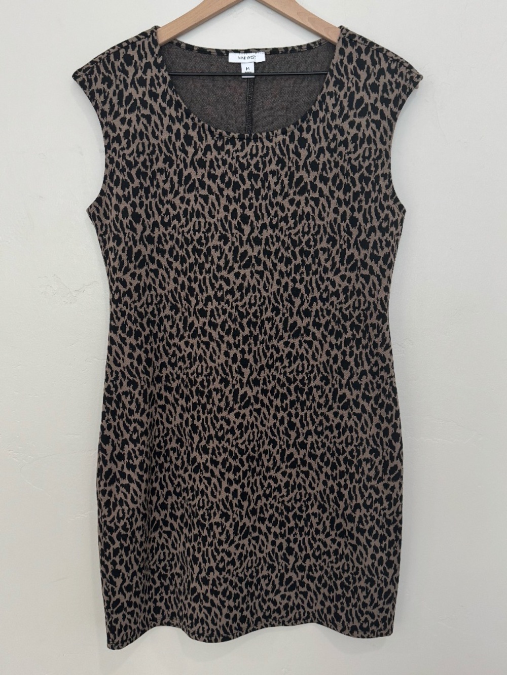 Nine West Leopard Print Mini Dress Size M Stretch Knit Body Con Short Sleeve